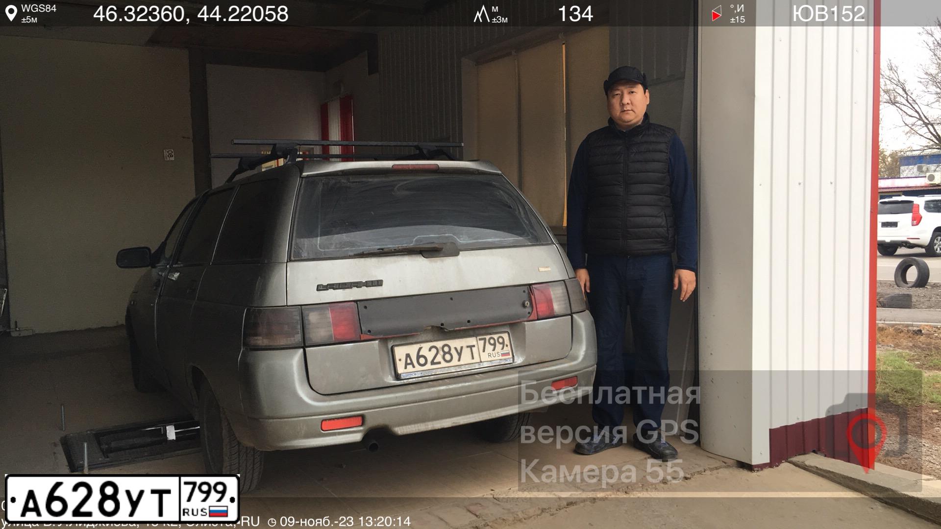 Фото автомобиля LADA 2111, 2008 — госномер А628УТ799. Цвет: СРЕД.СЕРО-ЗЕЛЕН.МЕТ.