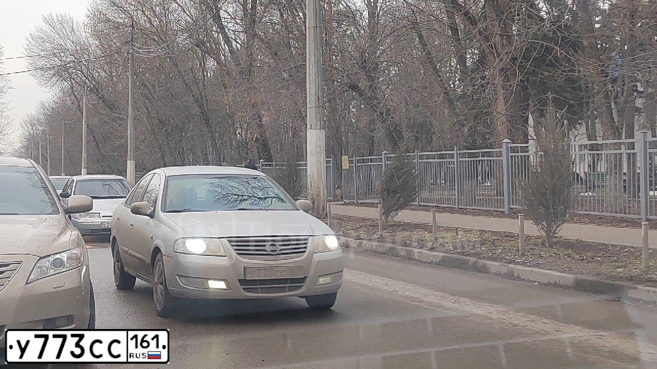 Фото автомобиля NISSAN ALMERA, 2011 — госномер У773СС161. Цвет: СЕРЕБРИСТЫЙ