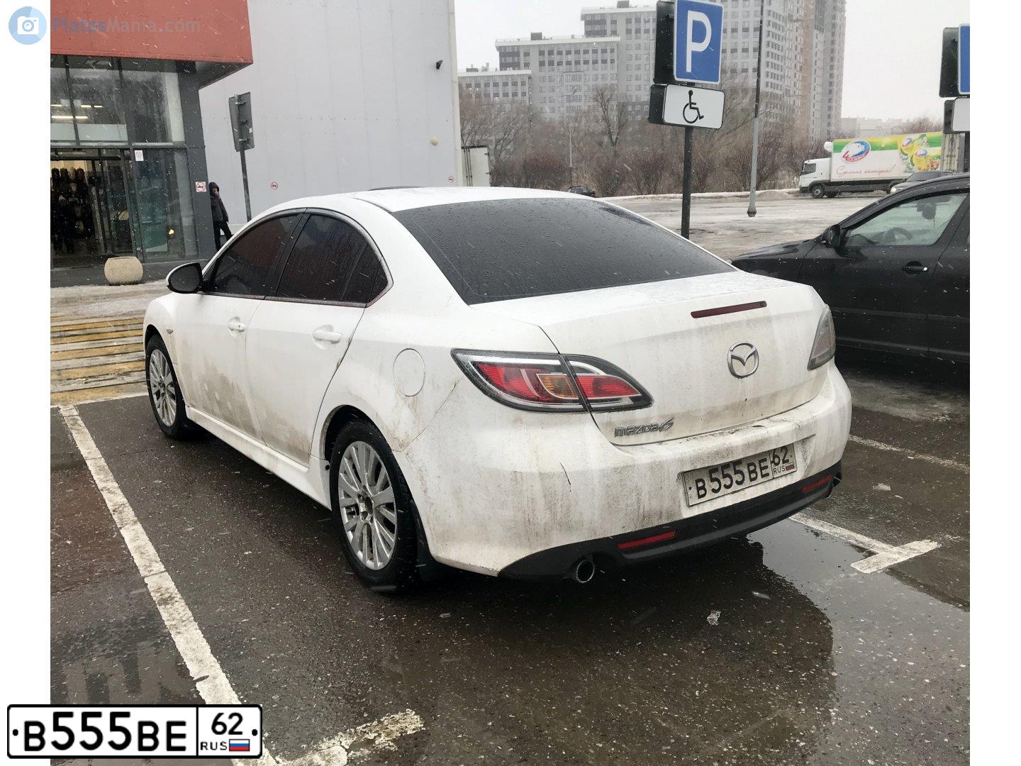 Фото автомобиля LADA 2112, 2007 — госномер В555ВЕ62. Цвет: СВЕТЛО-СЕРЕБРИСТЫЙ МЕТ
