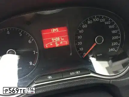 Фото автомобиля VOLKSWAGEN POLO, 2012 — госномер Р569ТЕ116. Цвет: Белый