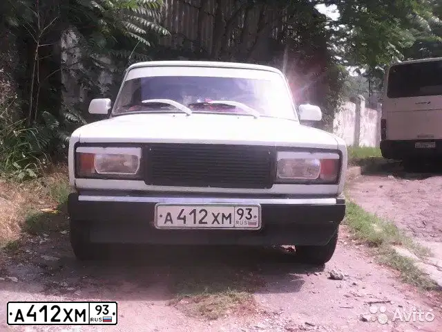 Фото автомобиля LADA 2104, 1999 — госномер А412ХМ93. Цвет: ЯРКО-БЕЛЫЙ
