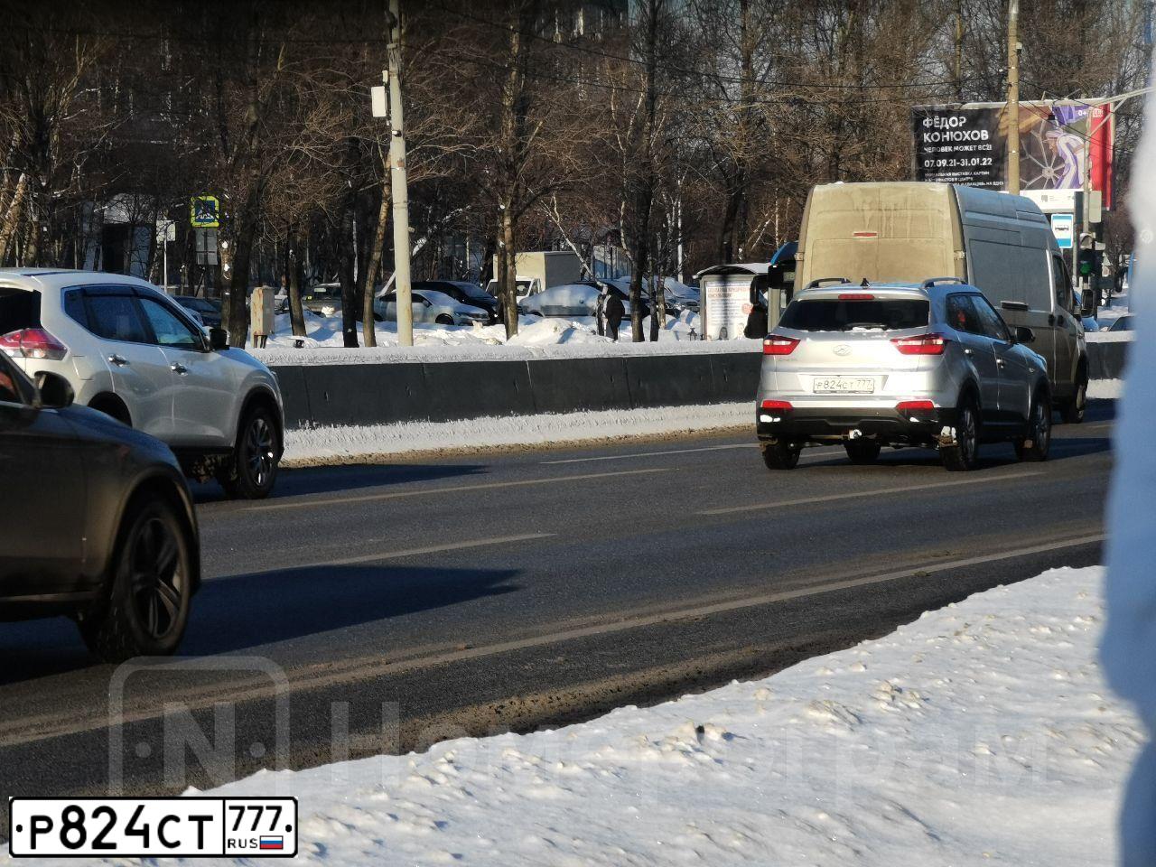 Фото автомобиля HYUNDAI CRETA, 2016 — госномер О281РМ790. Цвет: СЕРЕБРИСТЫЙ