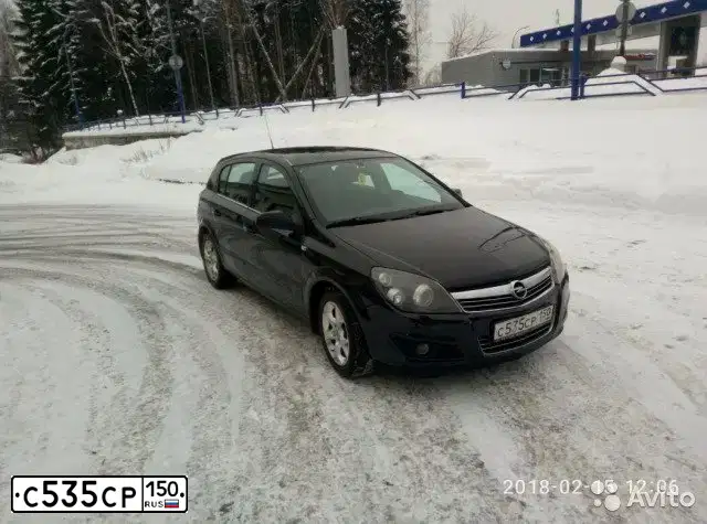 Фото автомобиля OPEL ASTRA, 2008 — госномер А082ЕК977. Цвет: ЧЕРНЫЙ
