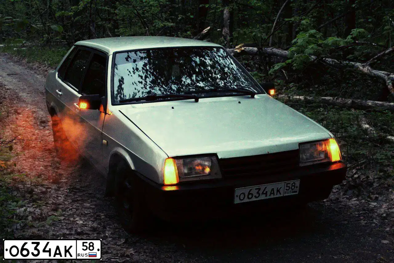 Фото автомобиля LADA 2109 SAMARA, 2001 — госномер О634АК58. Цвет: СВЕТЛО-СЕРЕБРИСТЫЙ МЕТАЛЛ