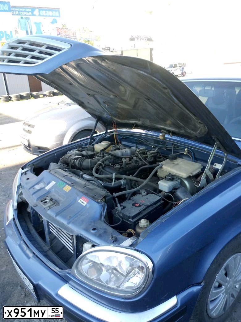 Фото автомобиля GAZ 3110 WOLGA, 2007 — госномер Х951МУ55. Цвет: синий