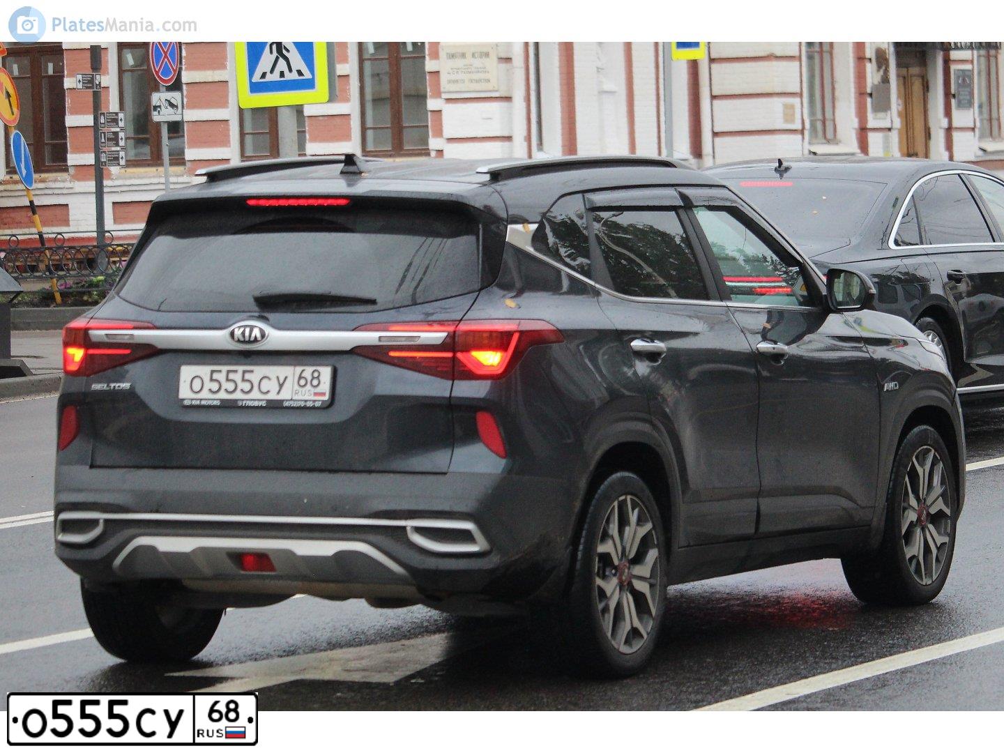 Фото автомобиля MERCEDES GLA-KLASSE, 2014 — госномер Н969АЕ123. Цвет: Серебристый