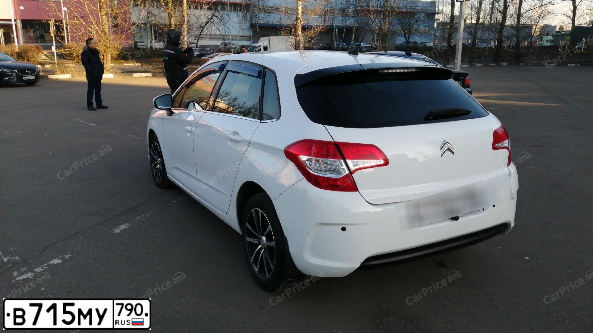 Фото автомобиля CITROEN C4, 2011 — госномер Р310УТ40. Цвет: Белый