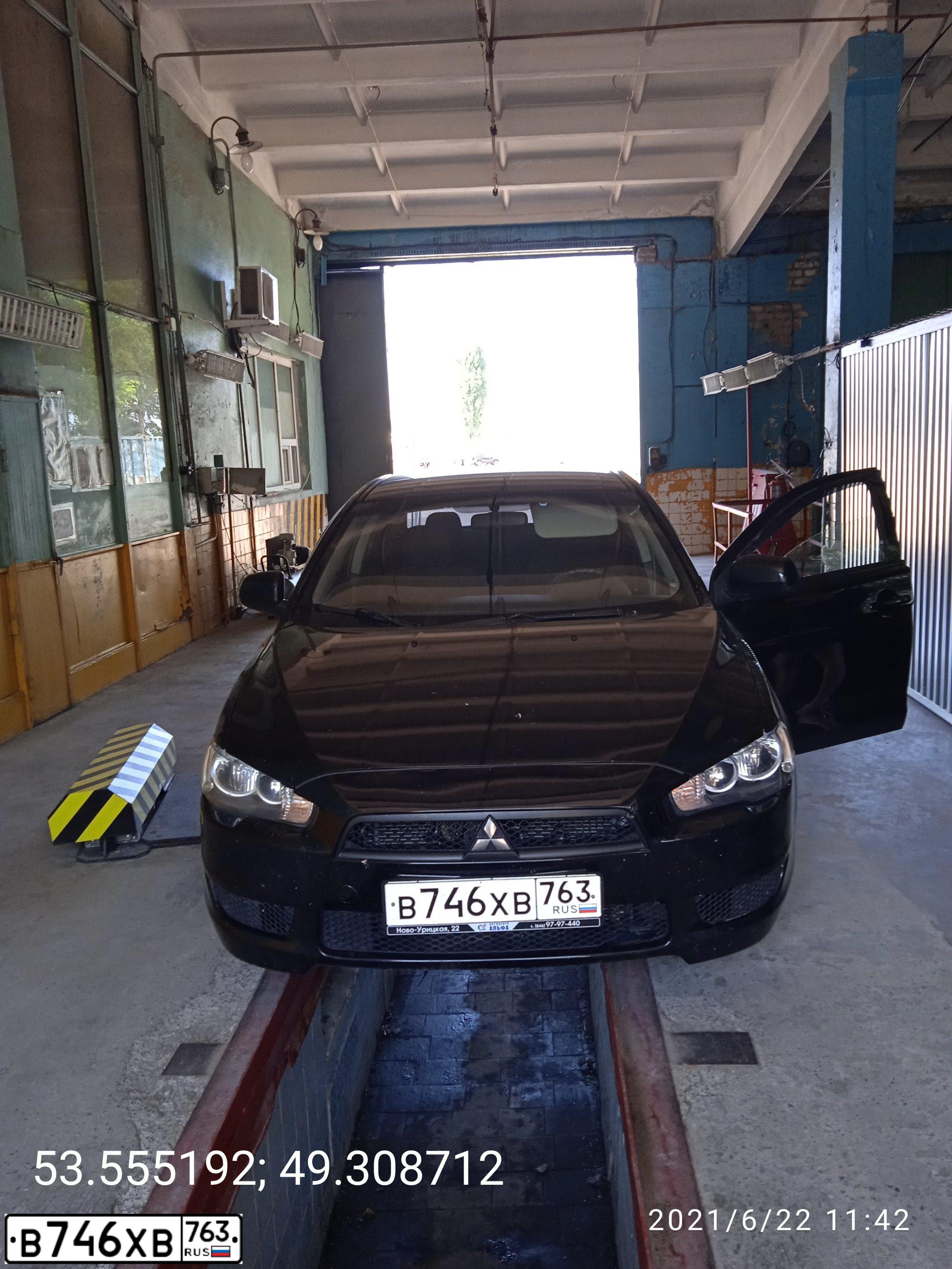 Фото автомобиля MITSUBISHI LANCER, 2007 — госномер С061МН58. Цвет: ЧЕРНЫЙ