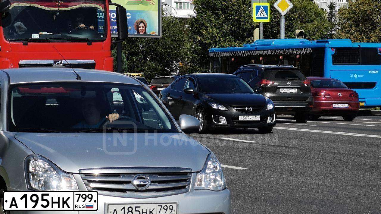 Фото автомобиля CITROEN JUMPER, 2017 — госномер В546ЕК799. Цвет: Белый