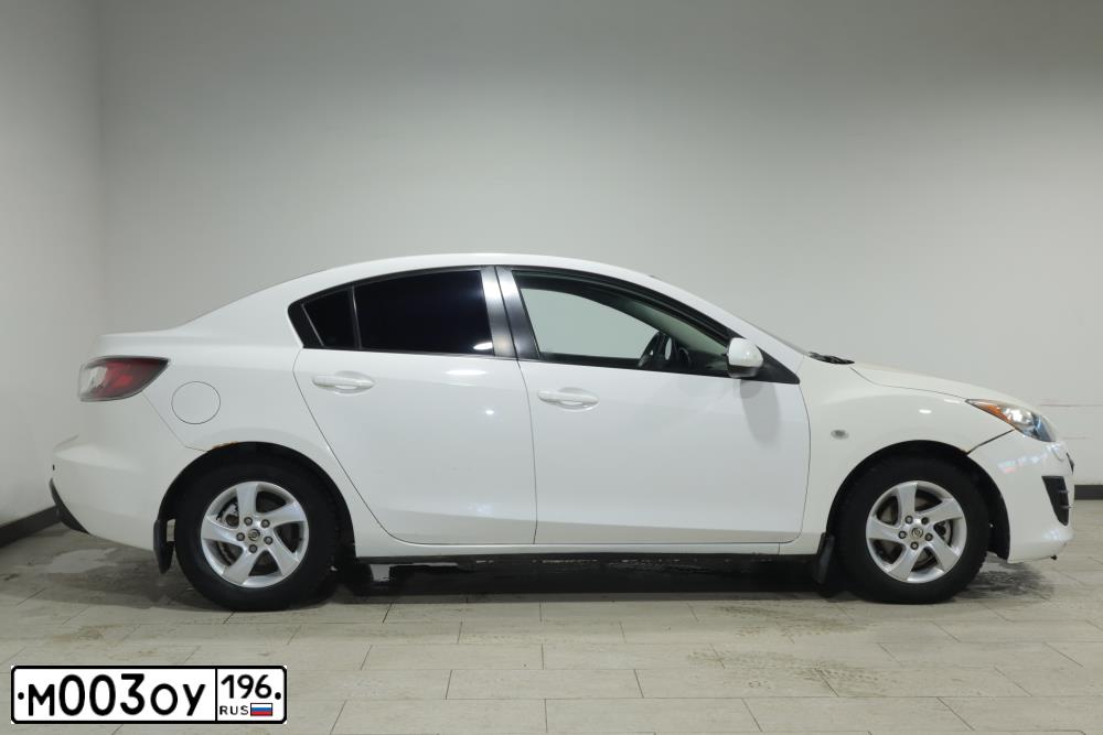 Фото автомобиля HYUNDAI SOLARIS, 2011 — госномер Т769НВ196