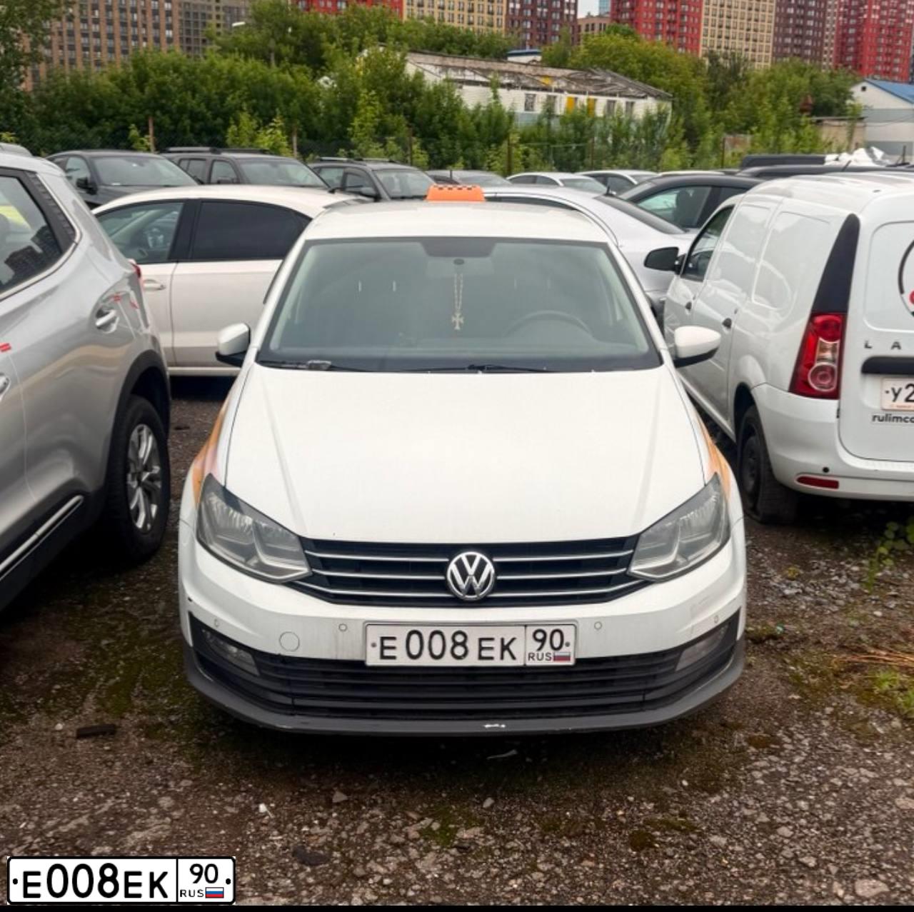 Фото автомобиля LADA 2104 LADA, 1998 — госномер Е008ЕК90. Цвет: ЗЕЛЕНЫЙ