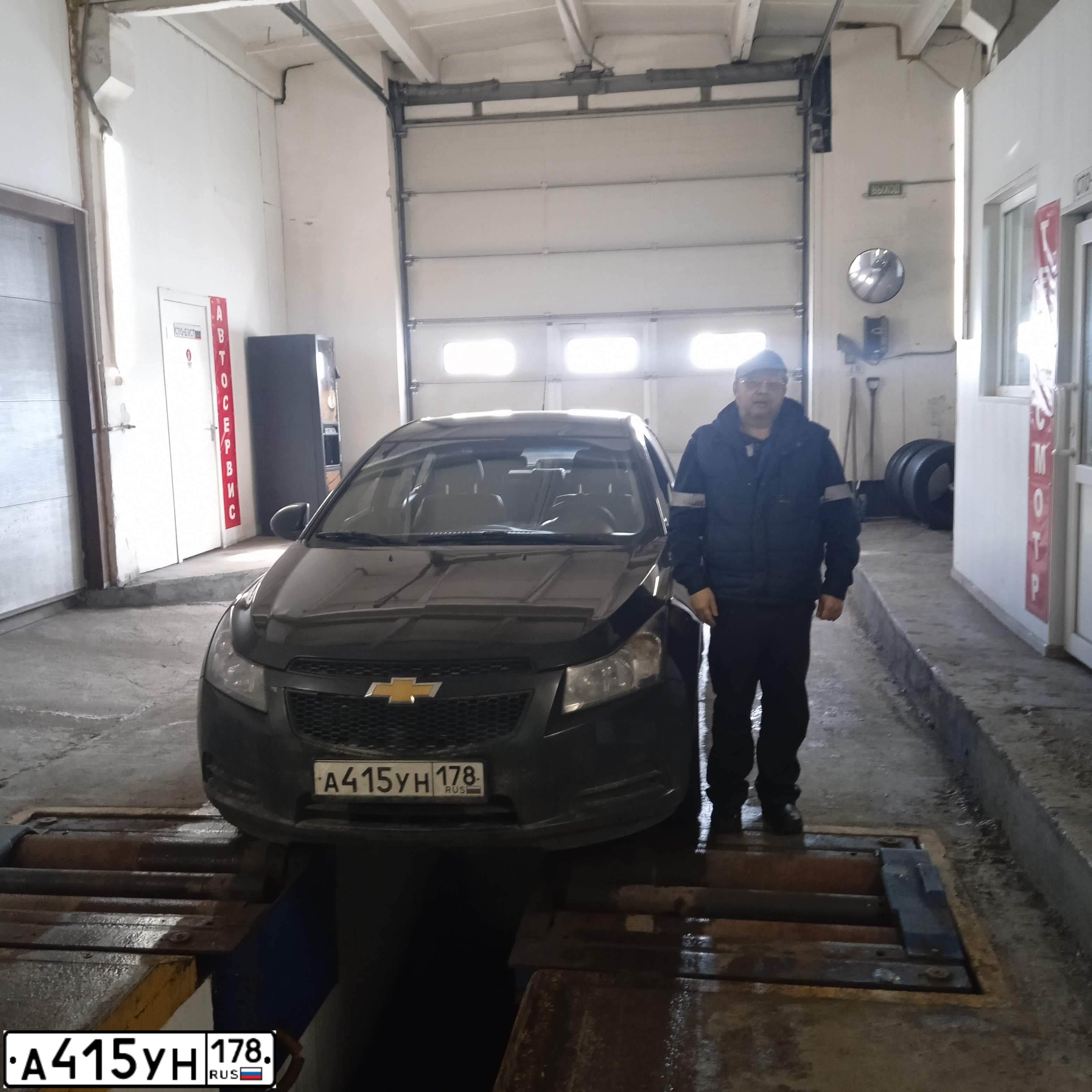 Фото автомобиля CHEVROLET CRUZE, 2010 — госномер М562АМ53