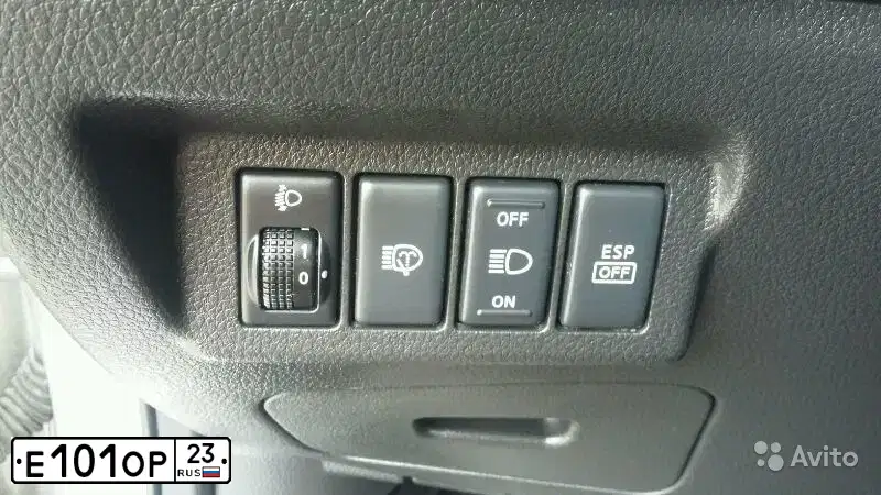 Фото автомобиля HYUNDAI ELANTRA, 2004 — госномер Р066ТХ26. Цвет: ТЕМНО-СИНИЙ
