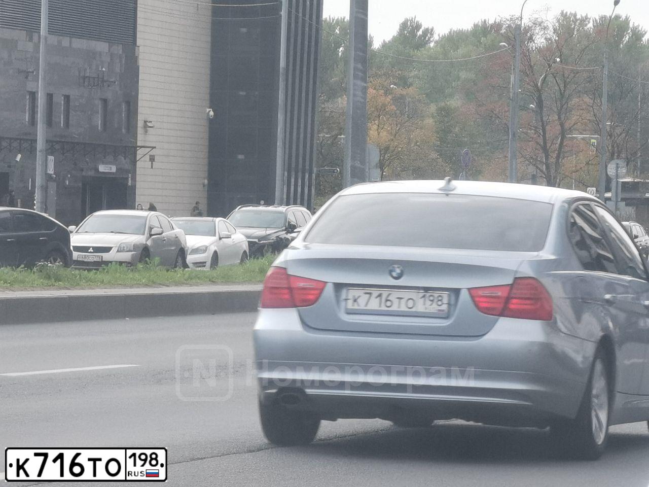 Фото автомобиля BMW SERIE 3, 2009 — госномер К716ТО198. Цвет: СЕРО-ГОЛУБОЙ