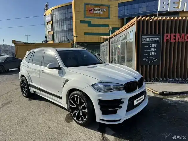 Фото автомобиля BMW X5, 2014 — госномер О250ОО152. Цвет: Белый