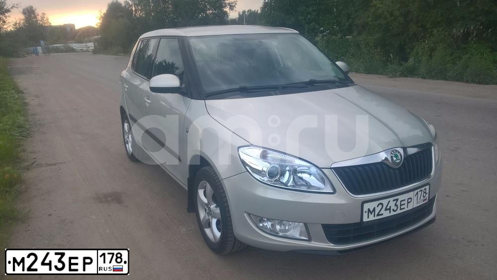 Фото автомобиля SKODA FABIA, 2012 — госномер М309ХТ35. Цвет: СЕРЕБРИСТО-ЖЕЛТЫЙ