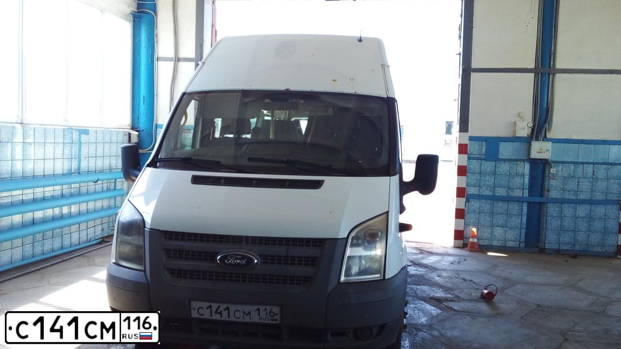 Фото автомобиля FORD TRANSIT, 2013 — госномер А241ХА51. Цвет: Белый