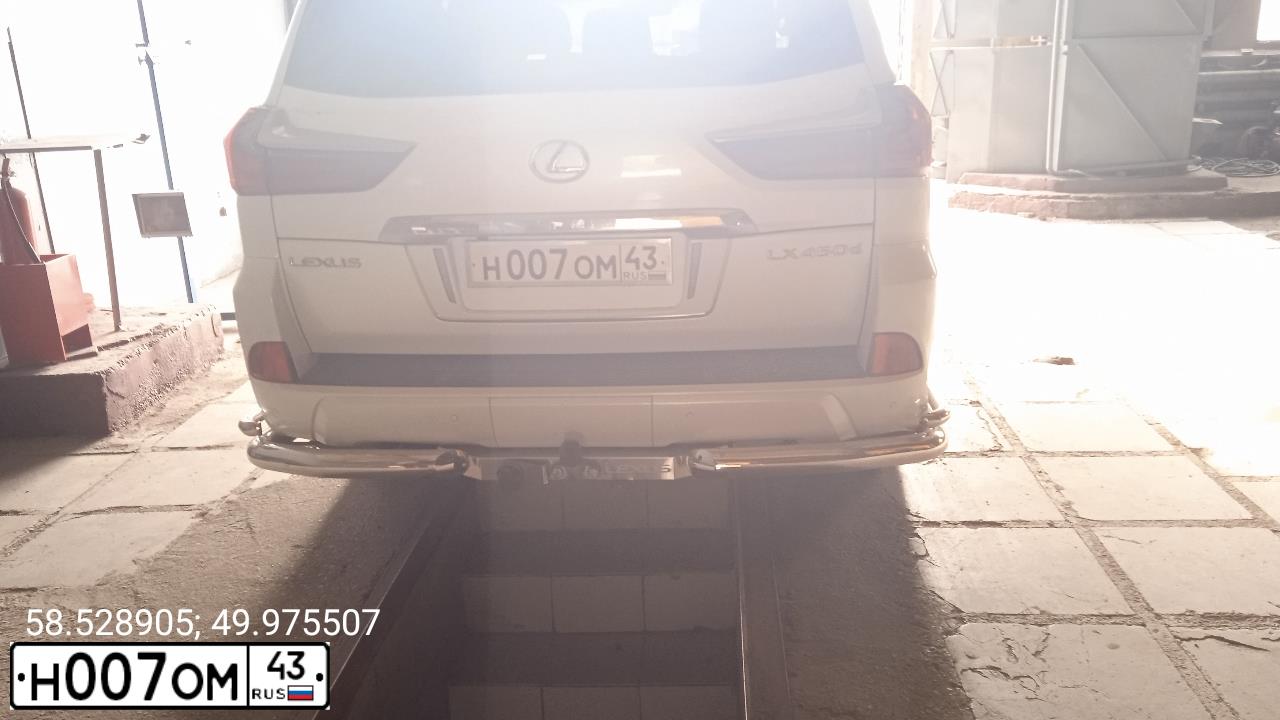 Фото автомобиля TOYOTA HIGHLANDER, 2014 — госномер Н007ОМ43. Цвет: Белый