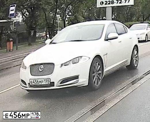 Фото автомобиля HYUNDAI GETZ, 2006 — госномер Е456МР178. Цвет: ЧЕРНЫЙ