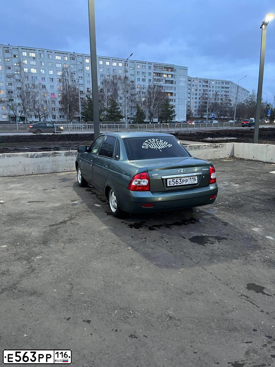 Фото автомобиля LADA 2170 PRIORA, 2008 — госномер Е563РР116. Цвет: СЕРО-СИНЕ ЗЕЛЕНЫЙ
