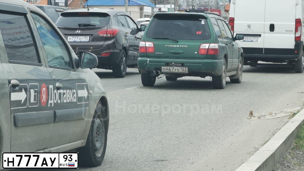 Фото автомобиля HYUNDAI IX35, 2013 — госномер Н777АУ93. Цвет: Коричневый