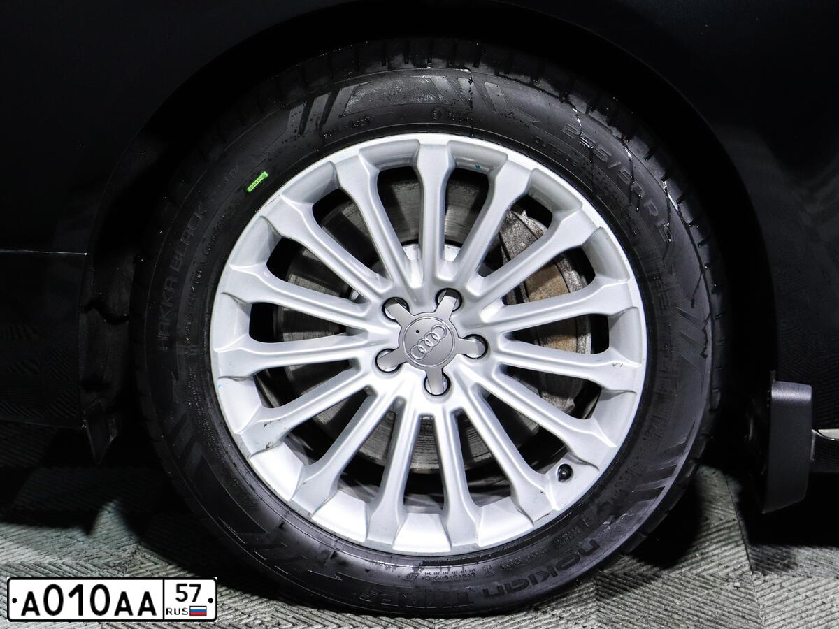 Фото автомобиля AUDI A8, 2016 — госномер Е154ЕХ797. Цвет: ЧЕРНЫЙ
