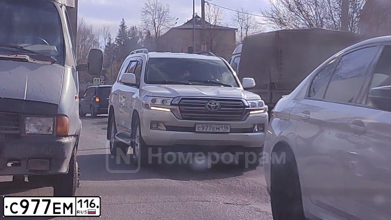 Фото автомобиля VOLKSWAGEN PASSAT, 2010 — госномер Н241РК702
