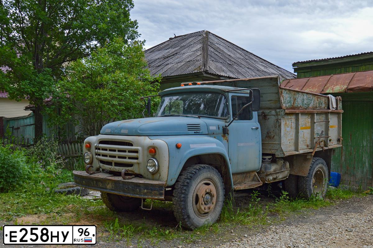Фото автомобиля ZIL MMZ 4520 /6X4/, 1990 — госномер Н004ОО96. Цвет: ГОЛУБОЙ