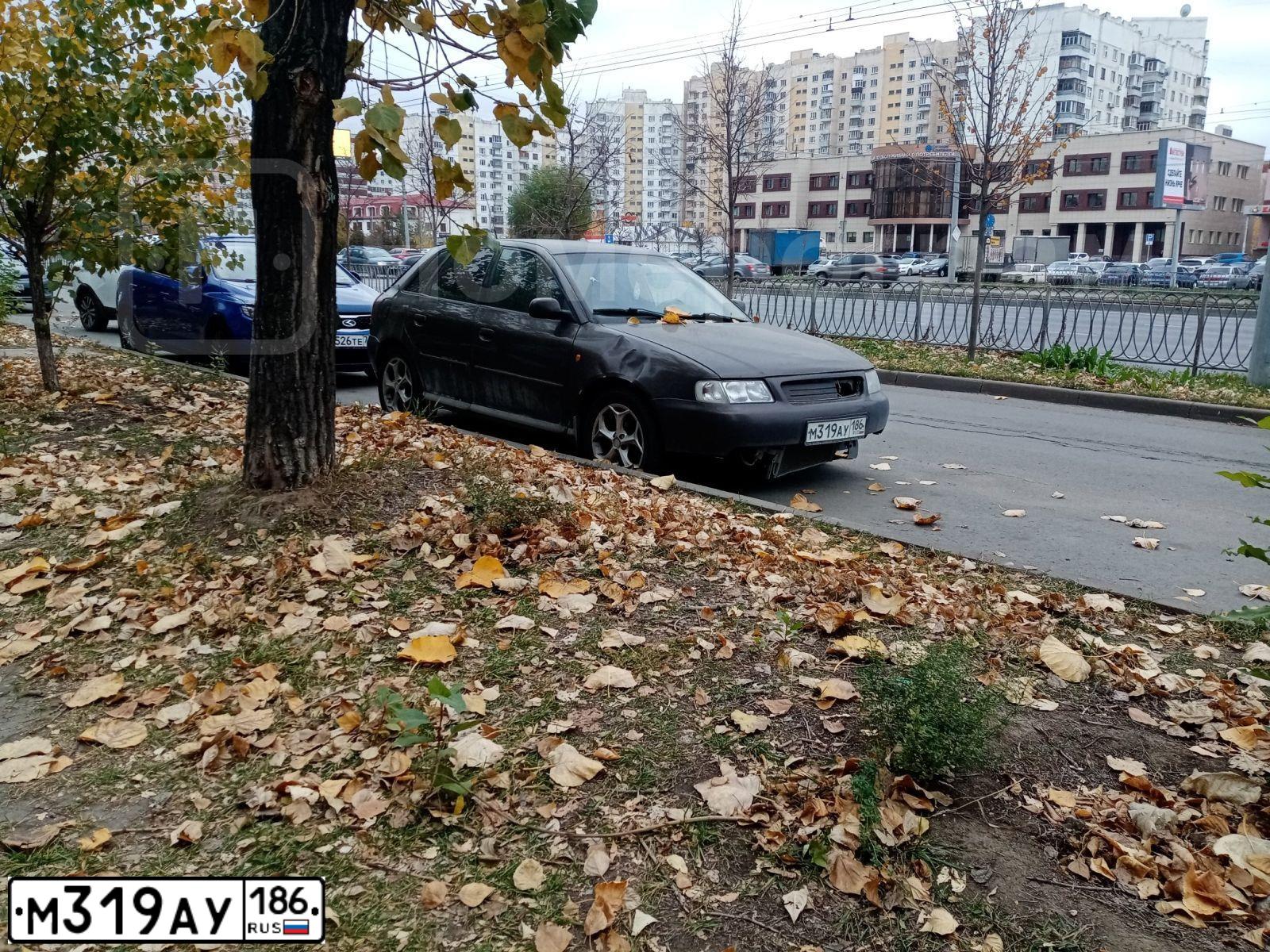 Фото автомобиля AUDI A3, 1999 — госномер М319АУ186. Цвет: ТЕМНО-СЕРЫЙ