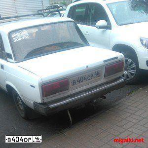 Фото автомобиля LADA 2107, 2002 — госномер В404ОР46. Цвет: ЯРКО-БЕЛЫЙ