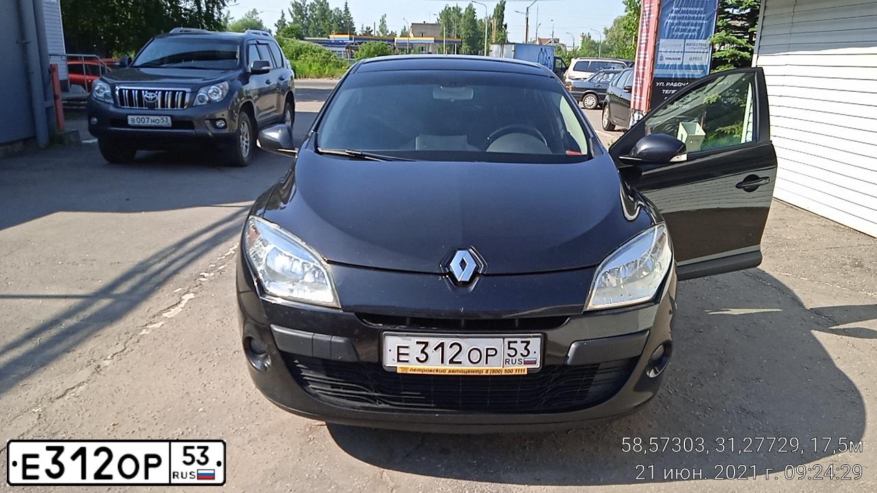 Фото автомобиля RENAULT MEGANE, 2011 — госномер К231ВО53. Цвет: ЧЕРНЫЙ