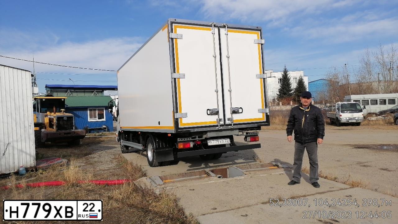 Фото автомобиля HINO 5792W2, 2017 — госномер У154КН138. Цвет: Белый