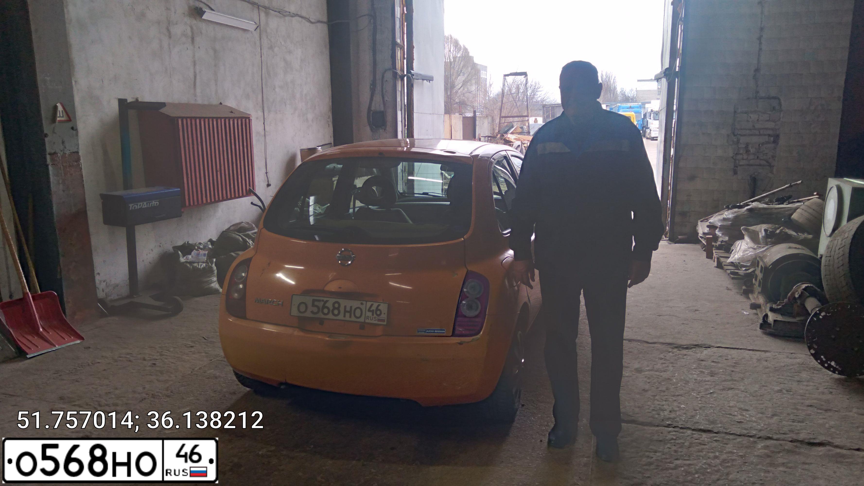 Фото автомобиля NISSAN MARCH, 2002 — госномер Р039СМ46