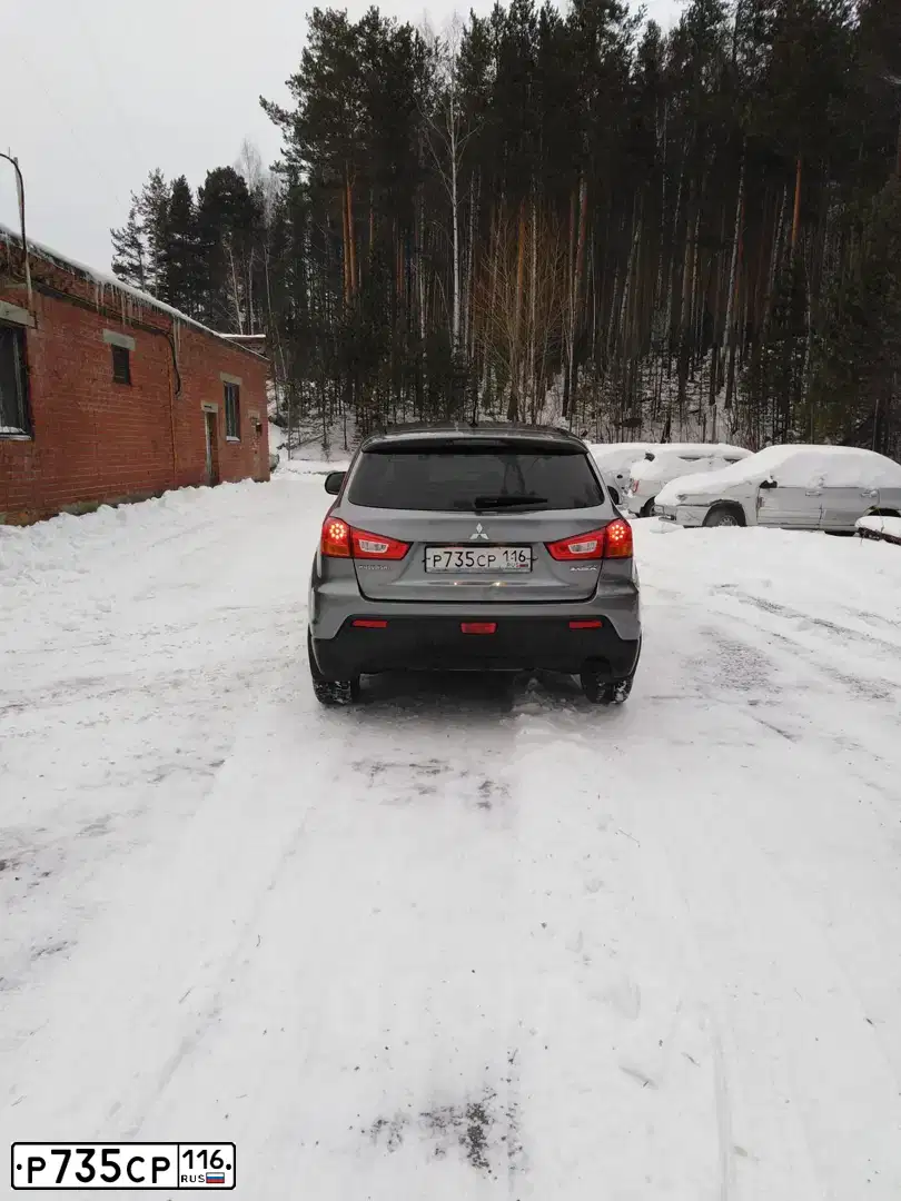 Фото автомобиля MITSUBISHI ASX, 2012 — госномер Р735СР116. Цвет: СЕРЫЙ