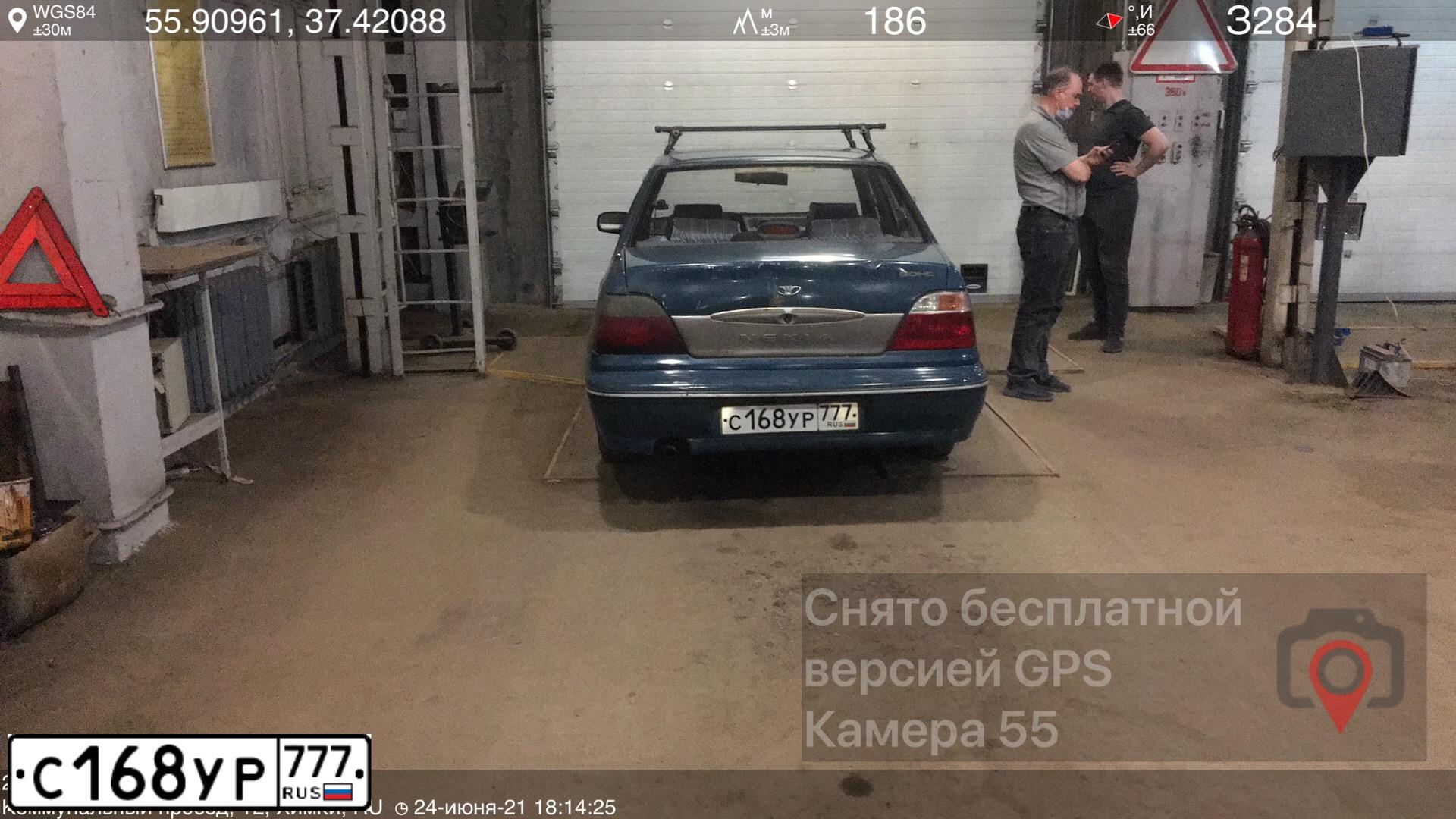 Фото автомобиля DAEWOO NEXIA, 2003 — госномер У323АС181. Цвет: ЗЕЛЕНЫЙ