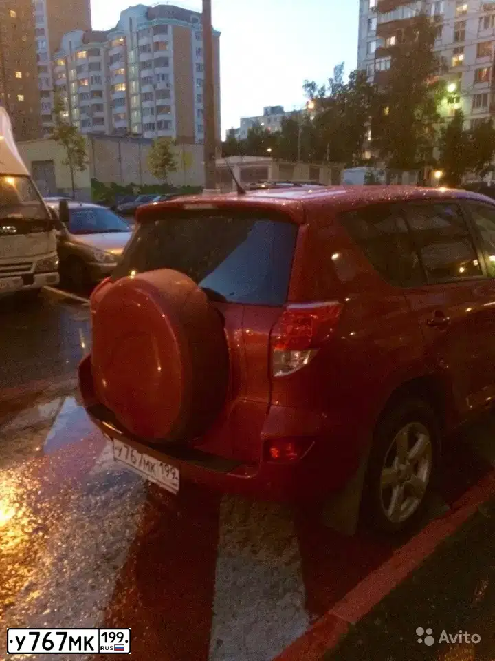 Фото автомобиля TOYOTA RAV4, 2008 — госномер У767МК199. Цвет: КРАСНЫЙ