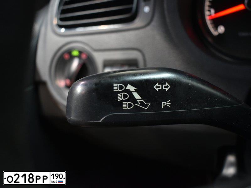 Фото автомобиля VOLKSWAGEN POLO, 2011 — госномер С815УА62. Цвет: ЖЕЛТЫЙ
