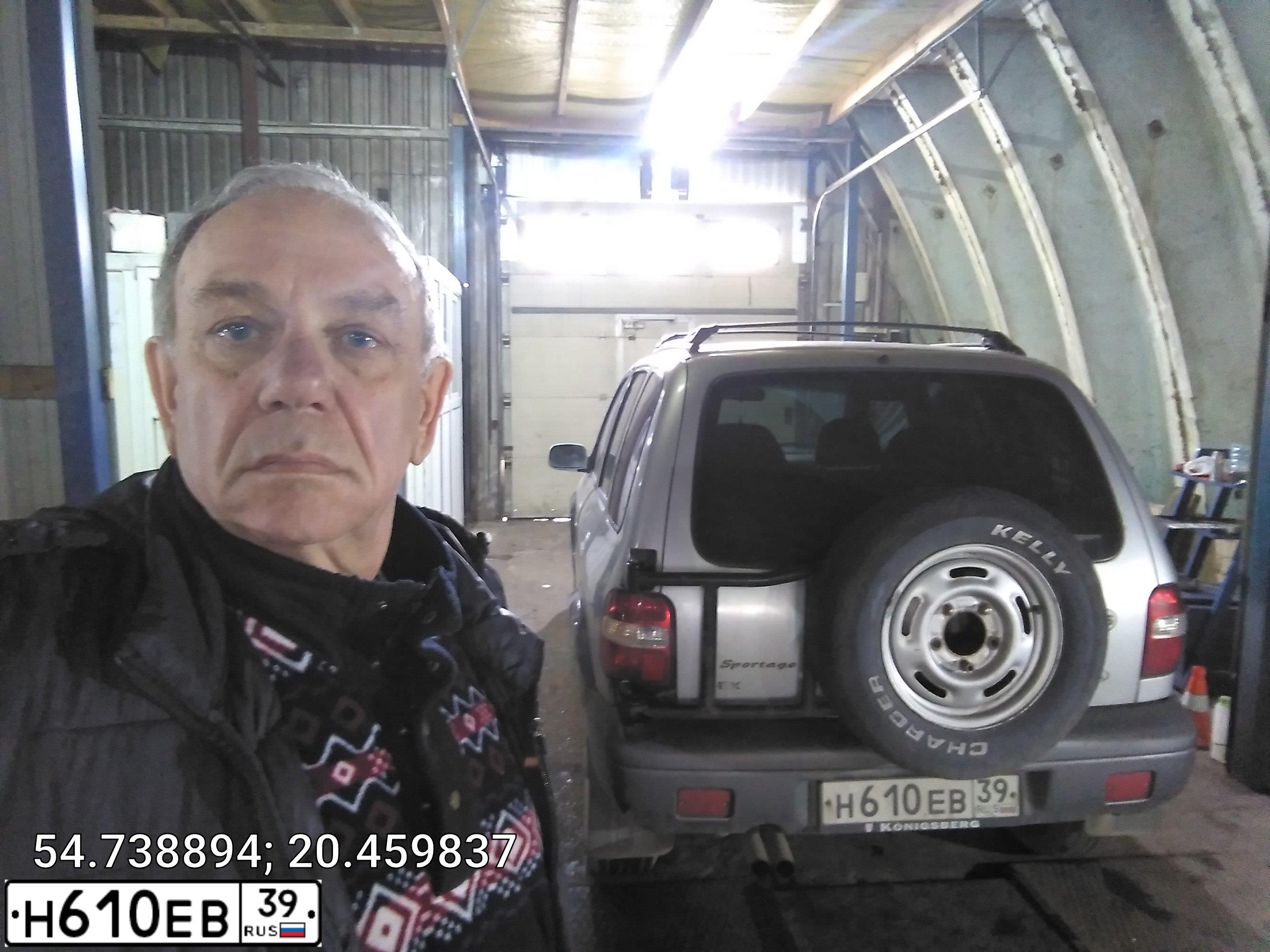Фото автомобиля KIA SPORTAGE, 2001 — госномер Н610ЕВ39. Цвет: СЕРЕБРИСТЫЙ
