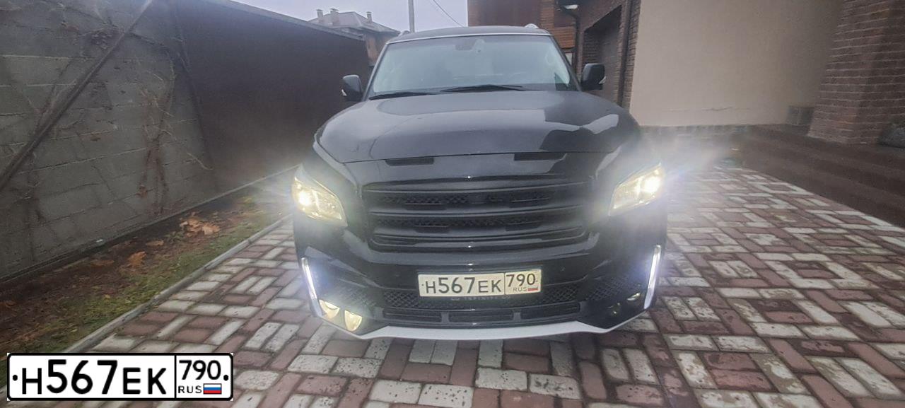 Фото автомобиля INFINITI QX80 /QX56/, 2014 — госномер Н567ЕК790. Цвет: ЧЕРНЫЙ