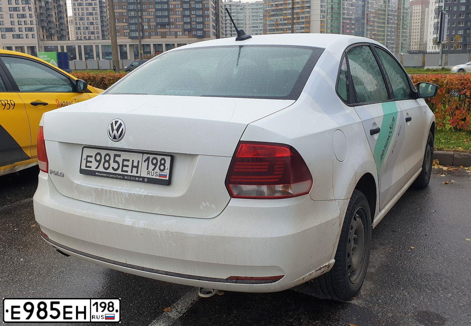 Фото автомобиля VOLKSWAGEN POLO, 2019 — госномер К734ОС164. Цвет: Белый