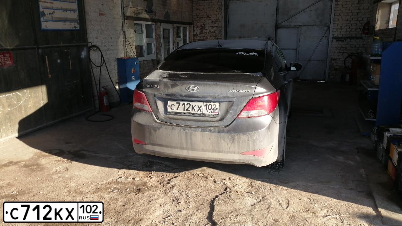 Фото автомобиля HYUNDAI SOLARIS, 2015 — госномер С712КХ102. Цвет: ТЕМНО-СЕРЫЙ