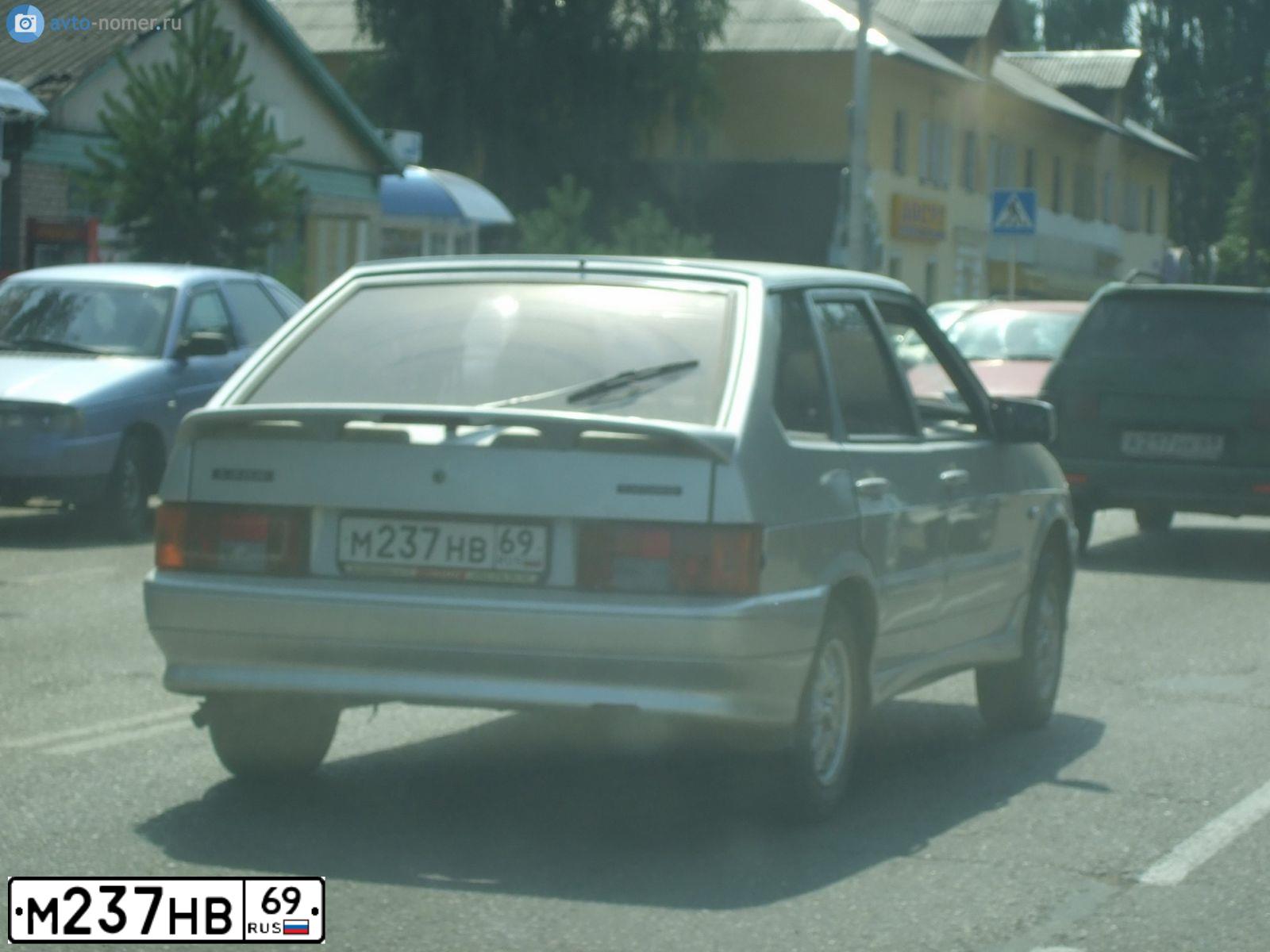 Фото автомобиля LADA 2114 SAMARA, 2005 — госномер Н941ОВ790. Цвет: Светло-Серебристый металлик