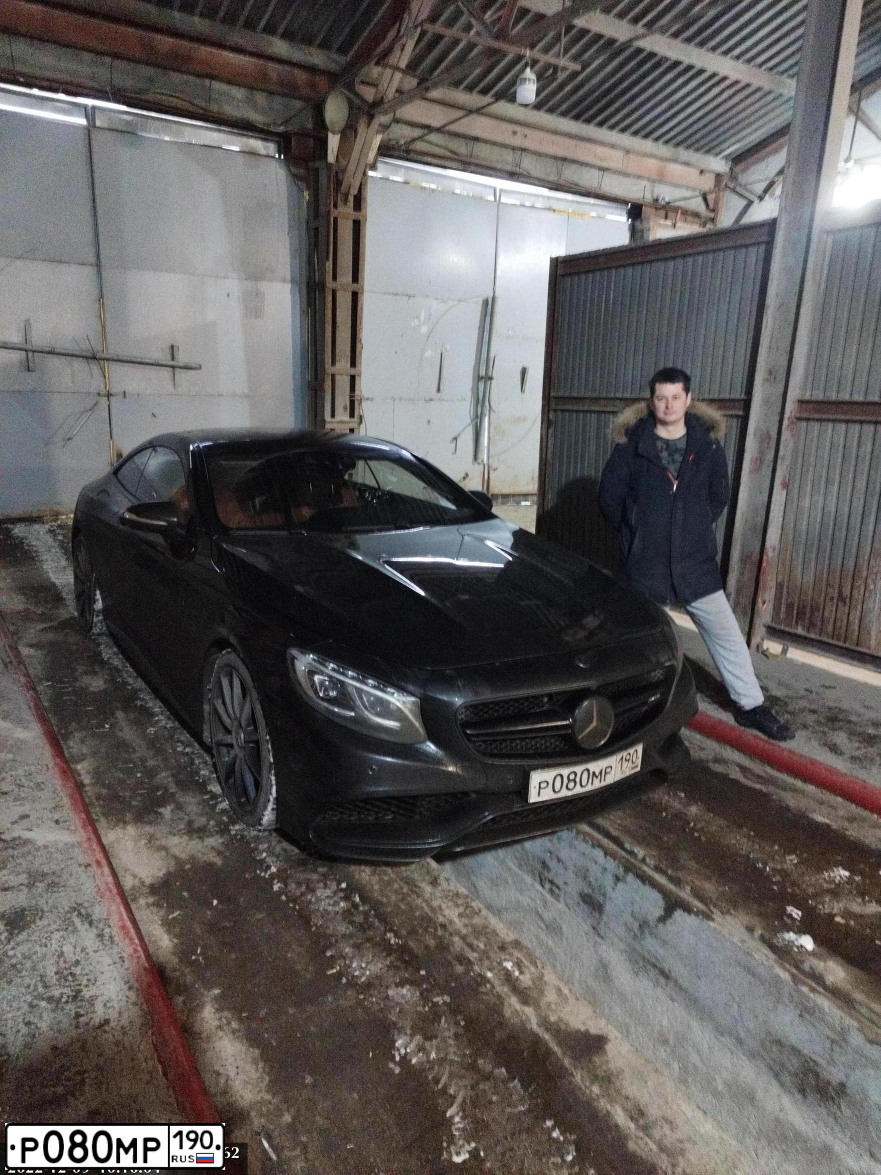 Фото автомобиля MERCEDES S-KLASSE, 2016 — госномер А888УТ198. Цвет: ЧЕРНЫЙ
