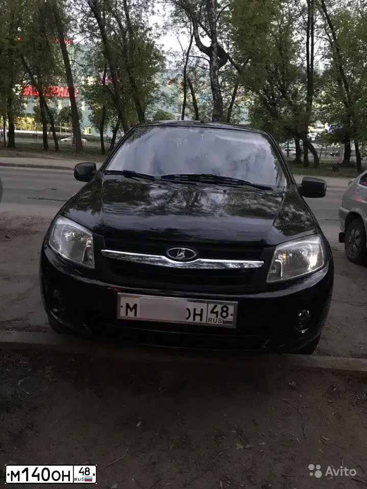 Фото автомобиля LADA 2131 NIVA, 2014 — госномер М140ОН48. Цвет: СИНЕ-ЗЕЛЕНЫЙ