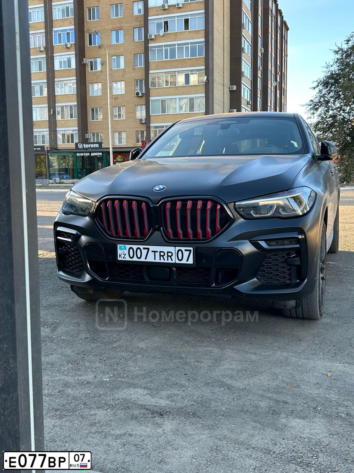 Фото автомобиля BMW SERIE 5, 2005 — госномер Е077ВР07. Цвет: ЧЕРНЫЙ