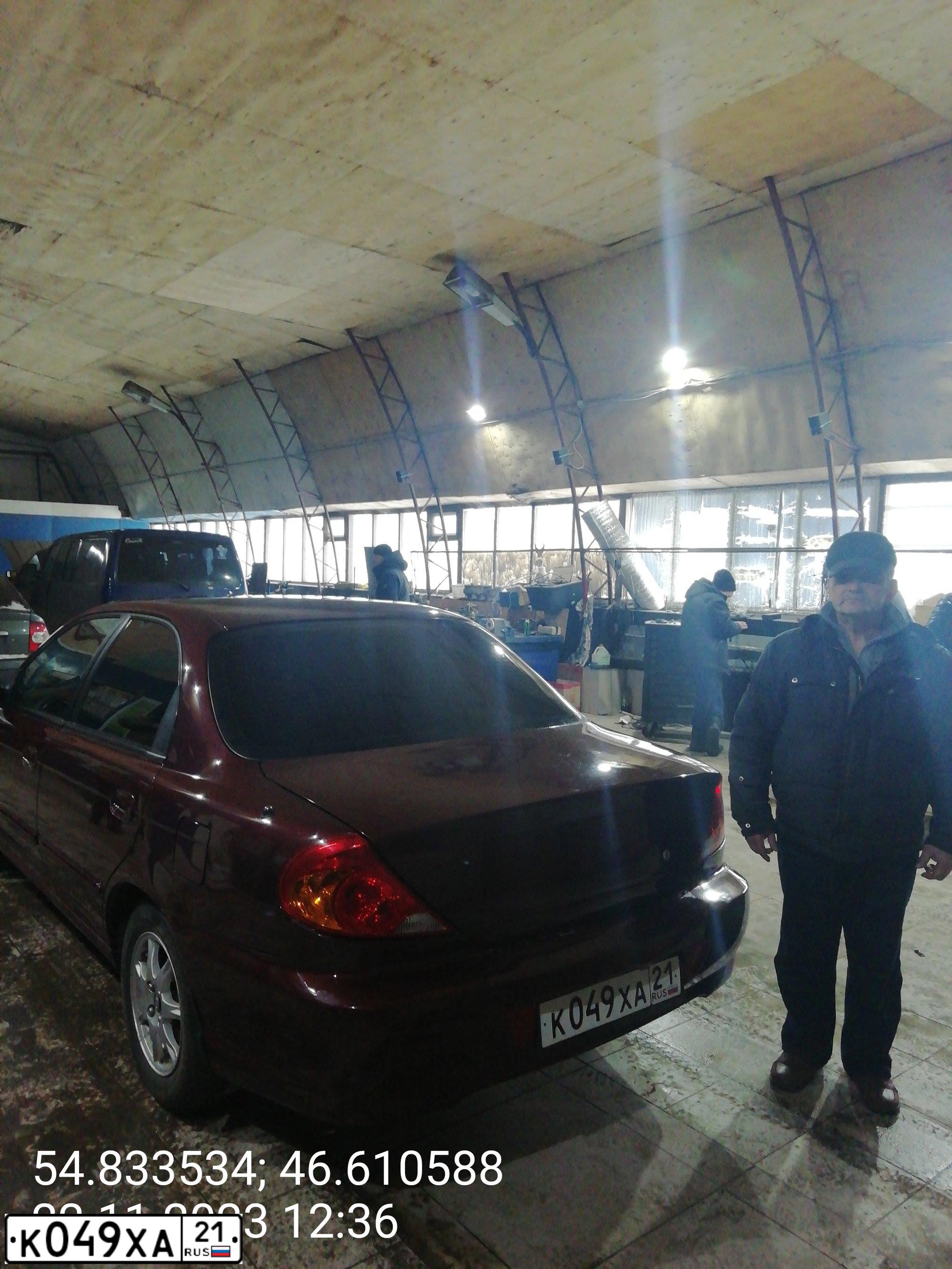 Фото автомобиля KIA SPECTRA, 2008 — госномер К049ХА21. Цвет: КРАСНЫЙ ПЕРЕЦ (КРАСНЫЙ)