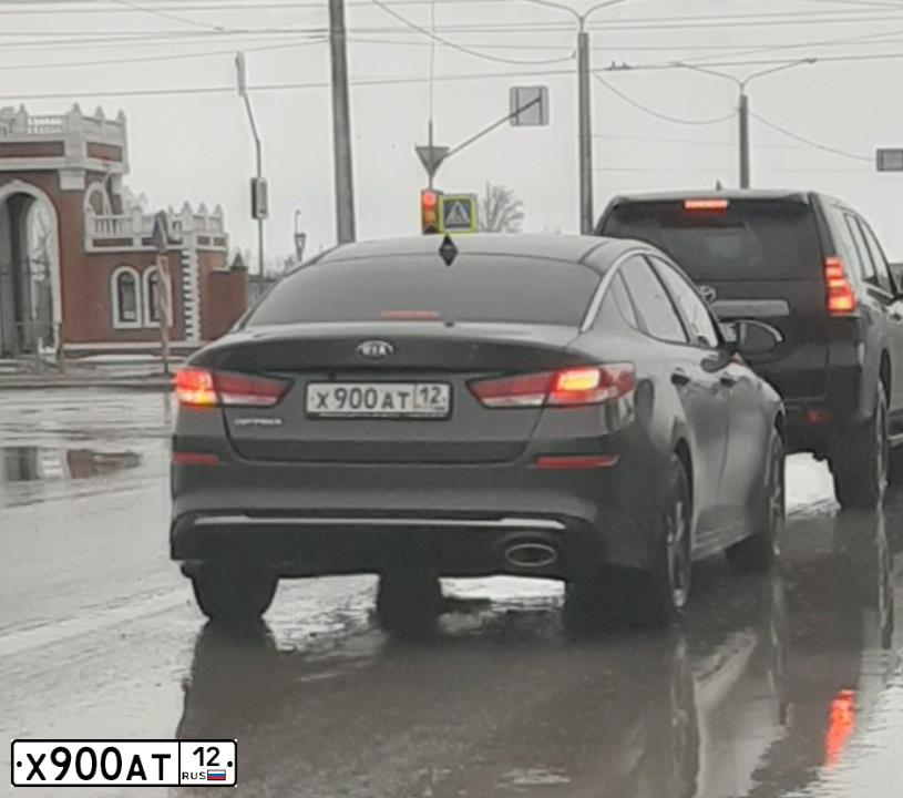Фото автомобиля VOLKSWAGEN TOUAREG, 2005 — госномер В198ХС12. Цвет: ЧЕРНЫЙ