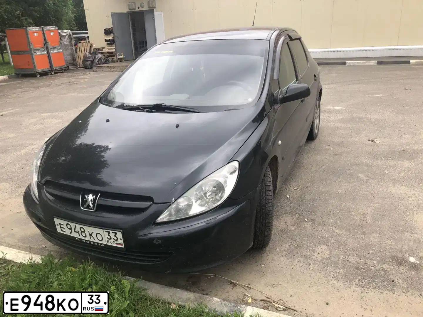 Фото автомобиля PEUGEOT 307, 2002 — госномер Е948КО33