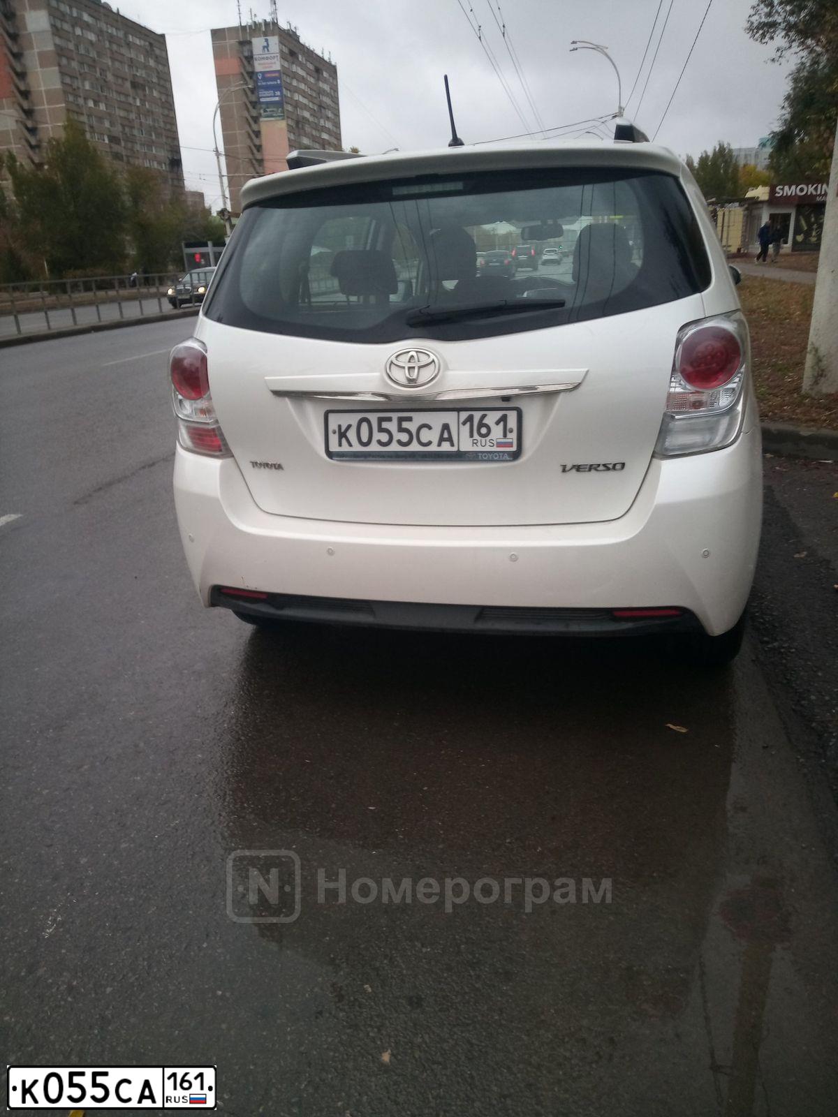 Фото автомобиля HYUNDAI ELANTRA, 2017 — госномер К055СА161. Цвет: БЕЛЫЙ