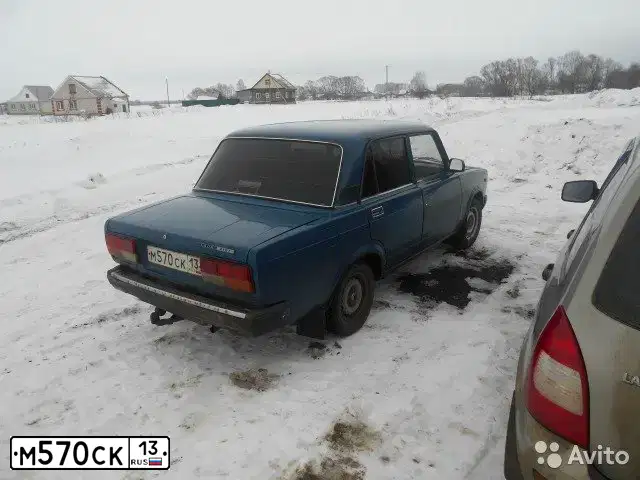 Фото автомобиля LADA 2107, 2005 — госномер М570СК13. Цвет: Сине-зеленый